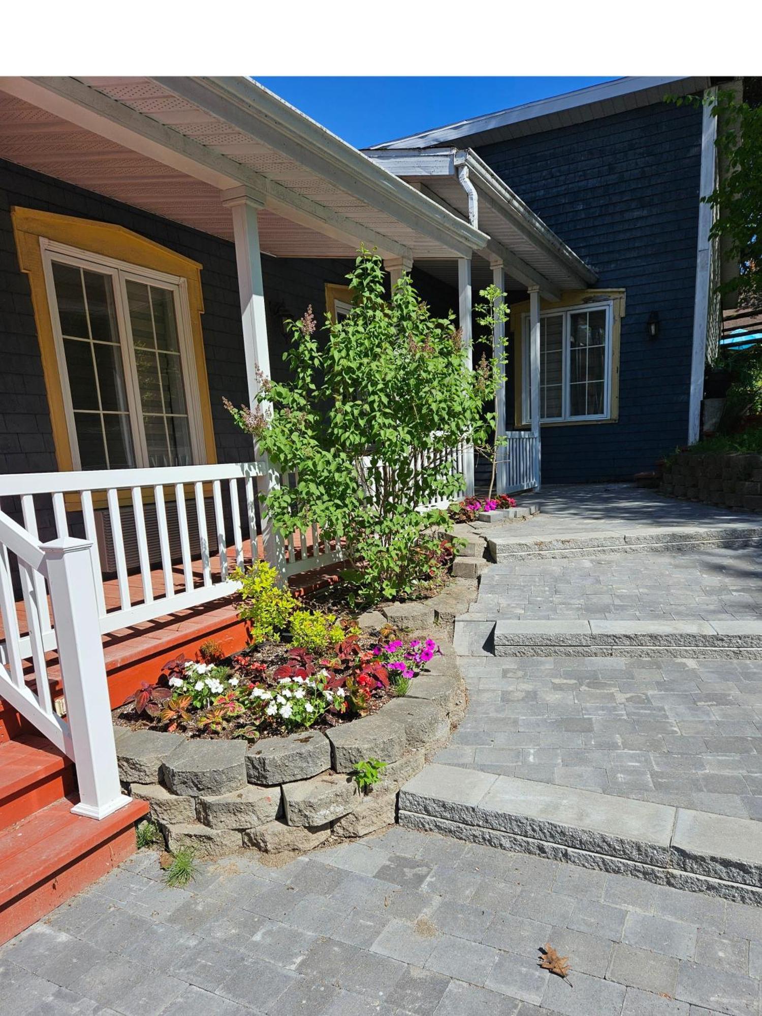 Saint-Alexandre-de-Kamouraska Hotel Fleurs Karaibes מראה חיצוני תמונה